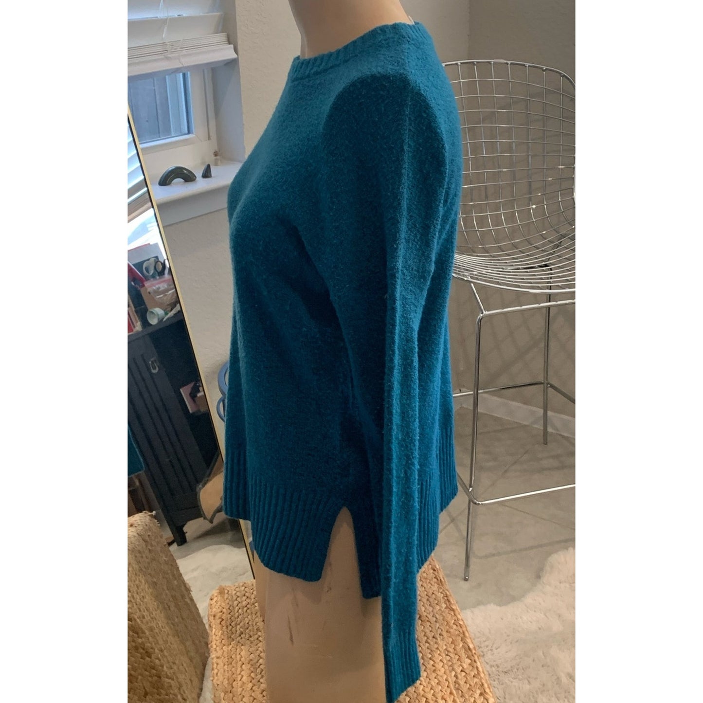 Women's Blue long sleeved sweater sz Small