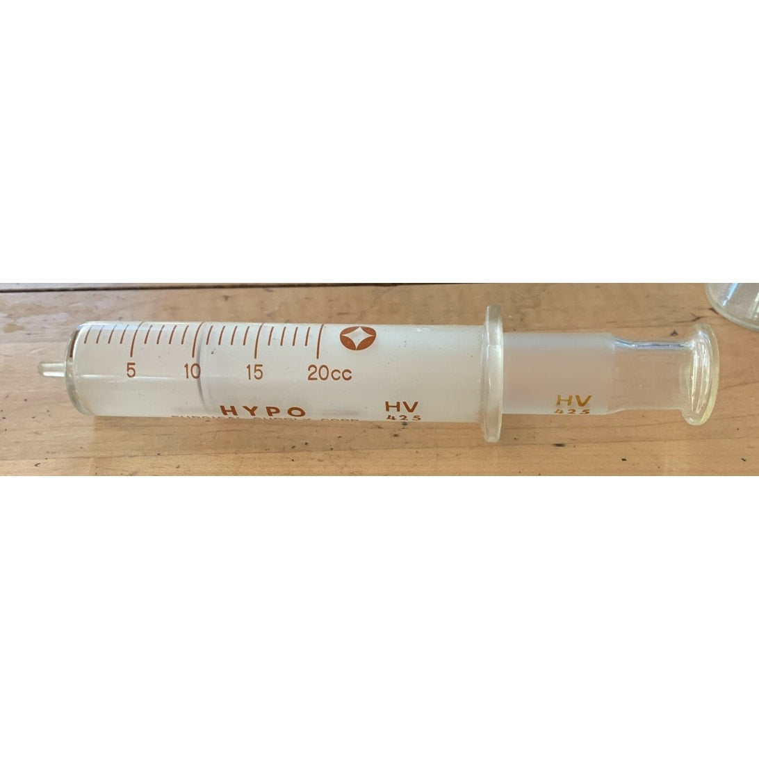 Vintage Apothecary Glass Syringe 20CC Hypo HV 425 *for display ONLY*