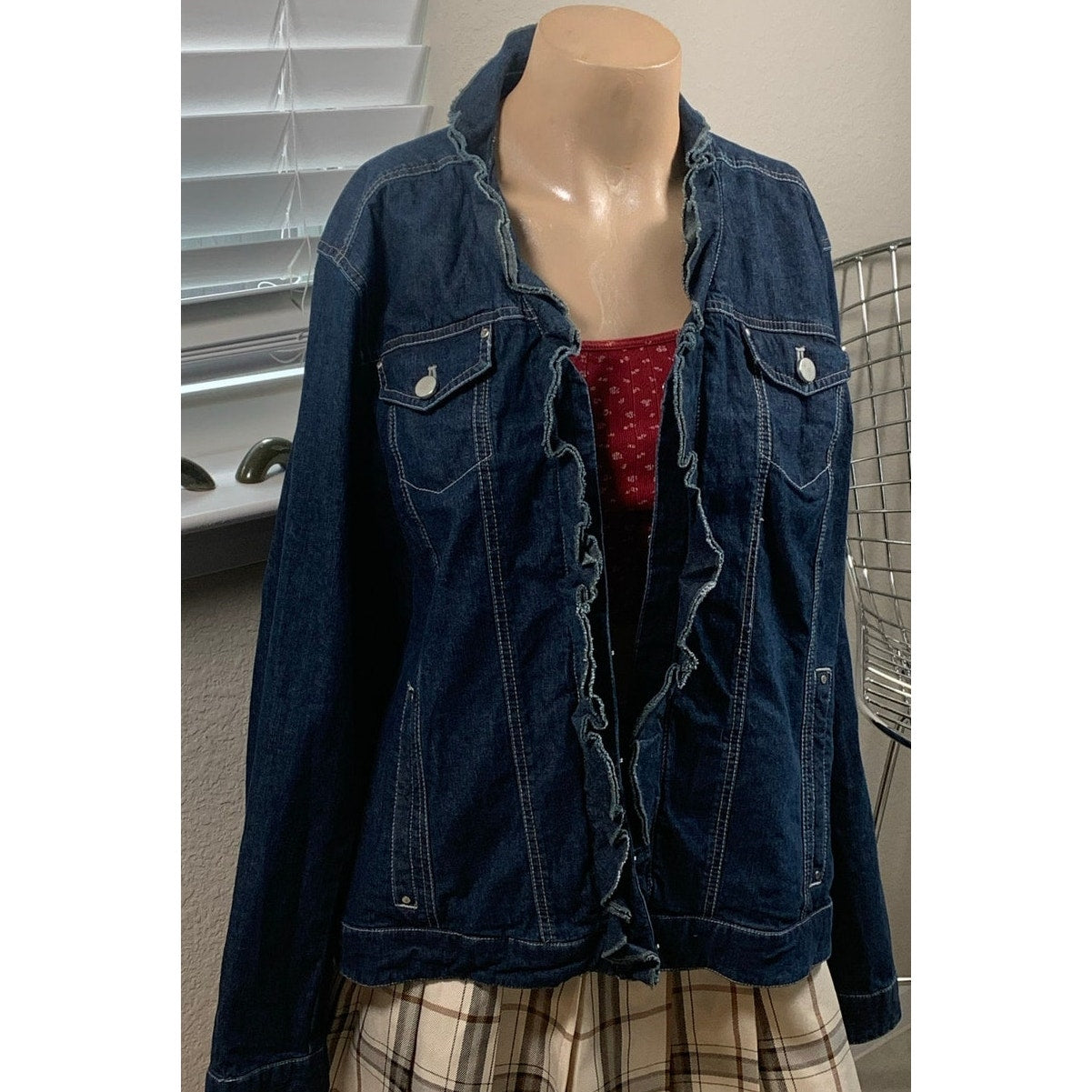 Northstyle Ruffled closure and collar Jean Jacket Size 1X