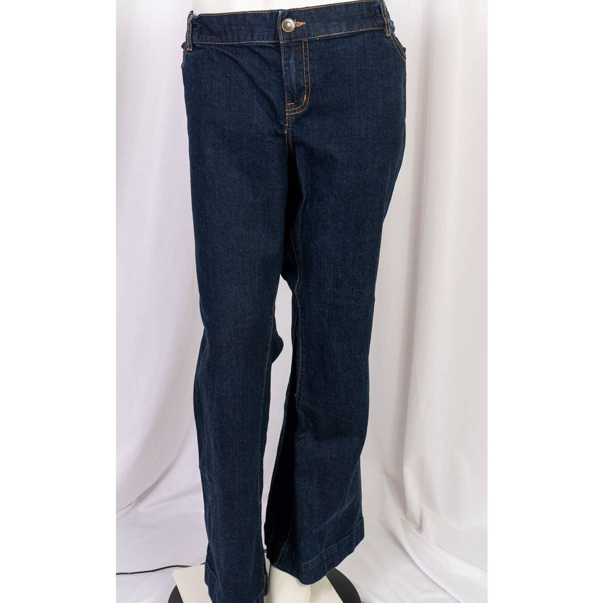 Liz Lange Maternity Wide Leg jeans size 16