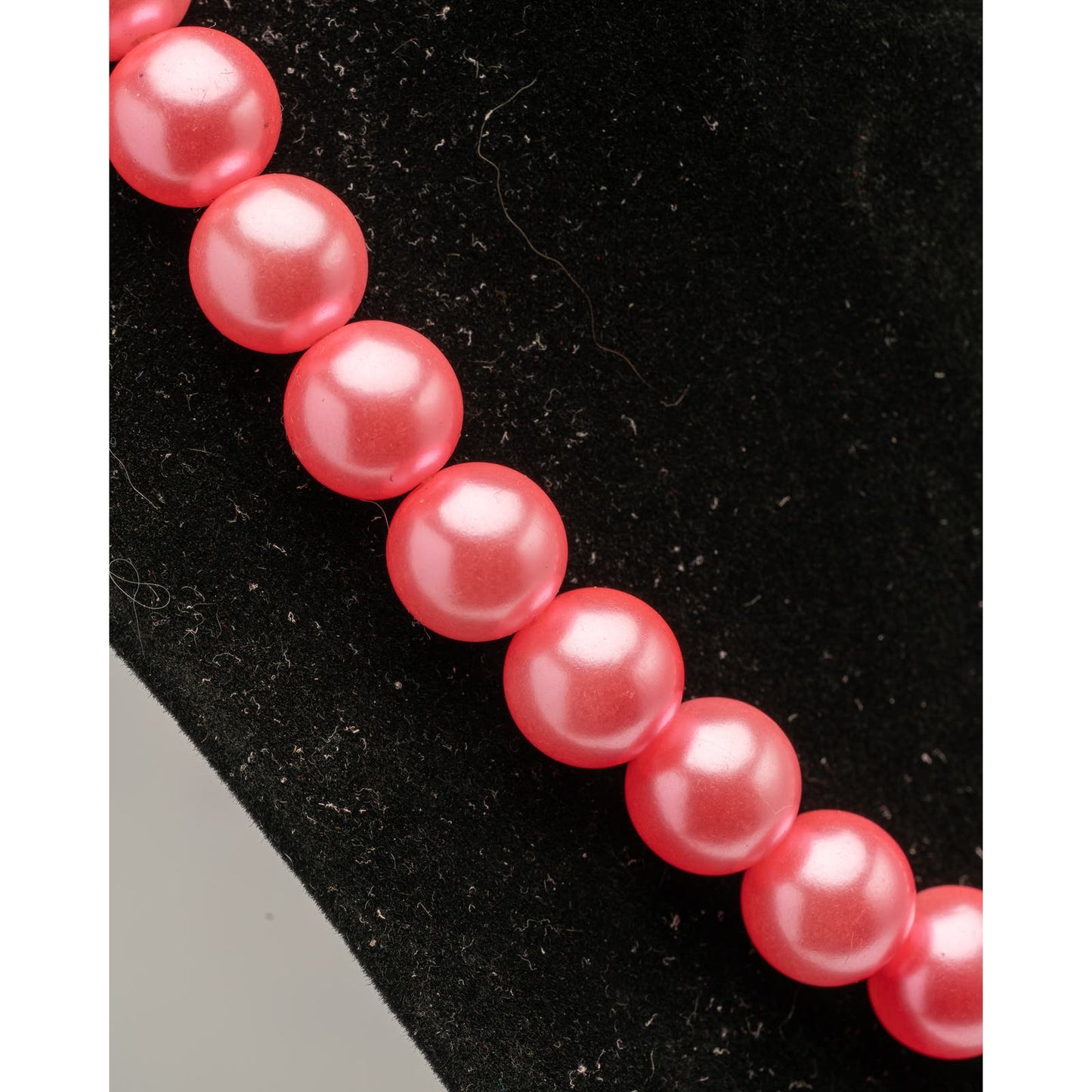 Pretty in bright Pink Czech glass pearl stretchy necklace