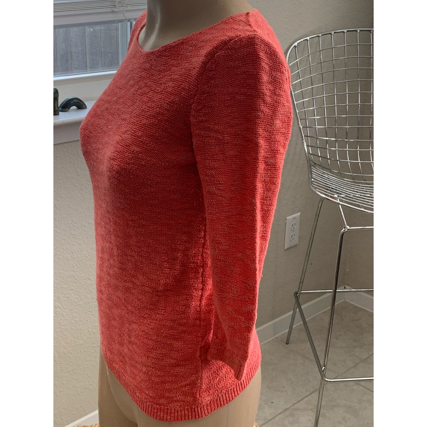 Old Navy Women’s XSmall Coral Orange knit 3/4 Sleeve Top