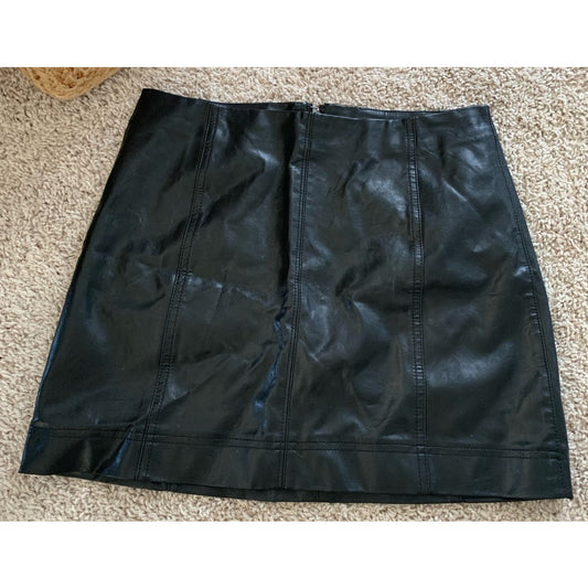 Wild fable faux black leather mini skirt sz 8