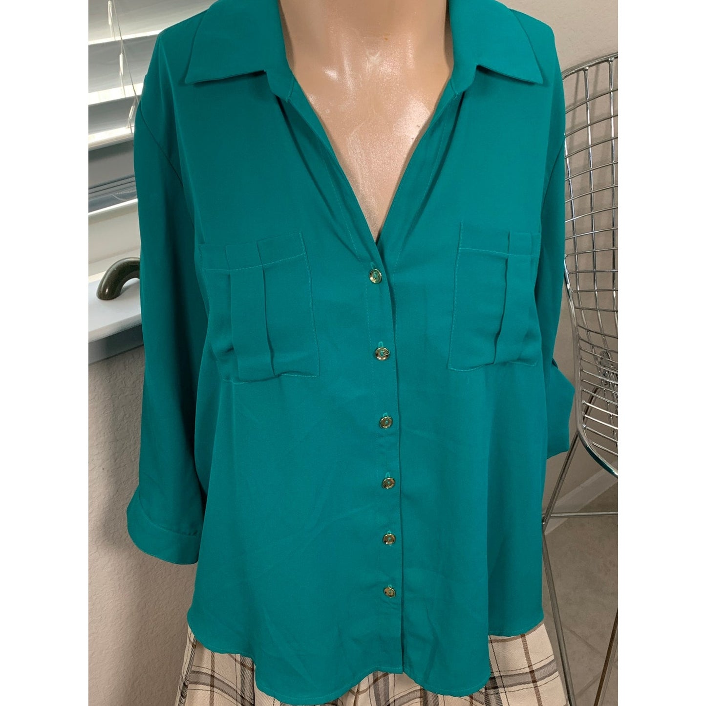 Emerald button up relaxed fit rolled sleeve blouse sz XL