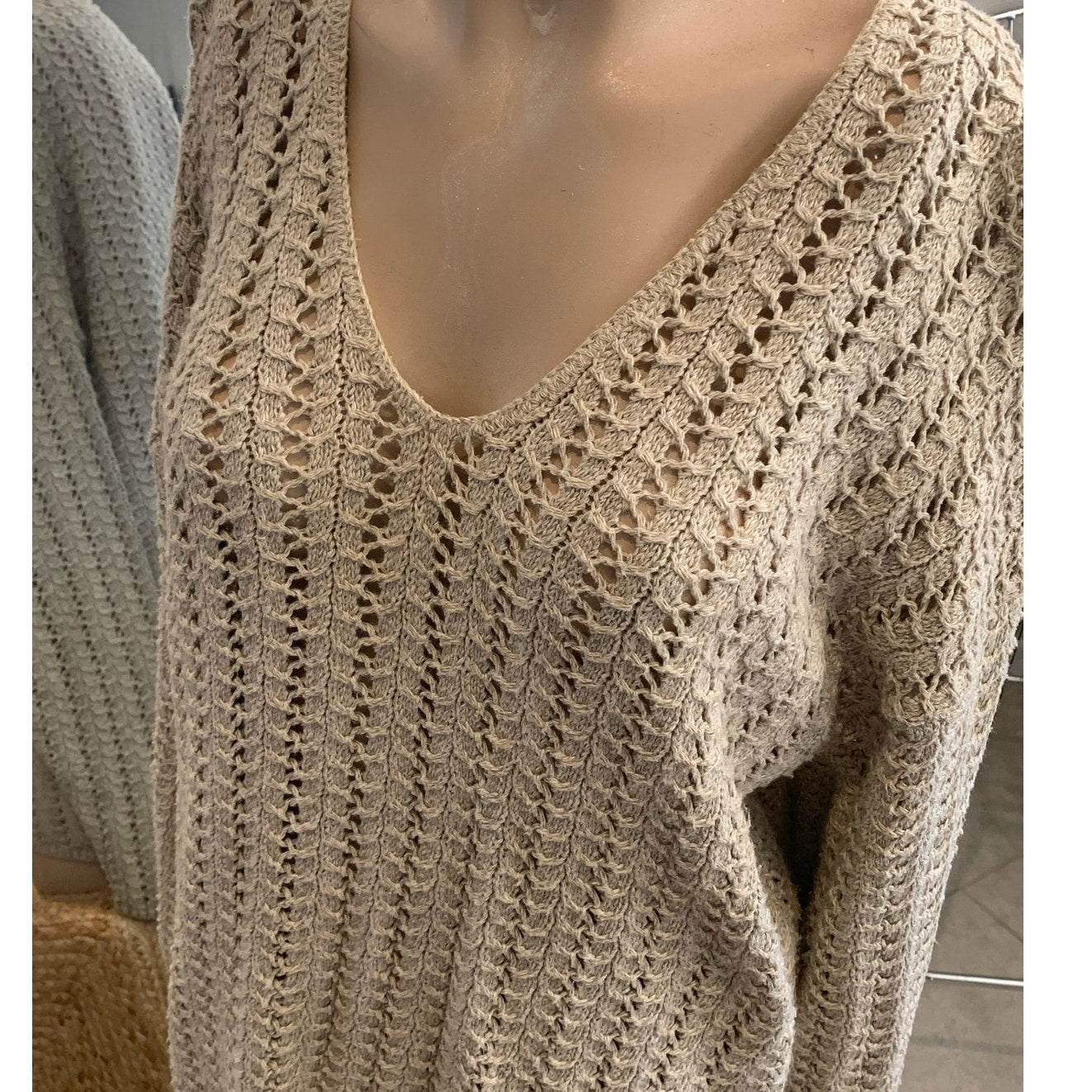 Vintage beige crochet long sleeve pullover sweater sz Large