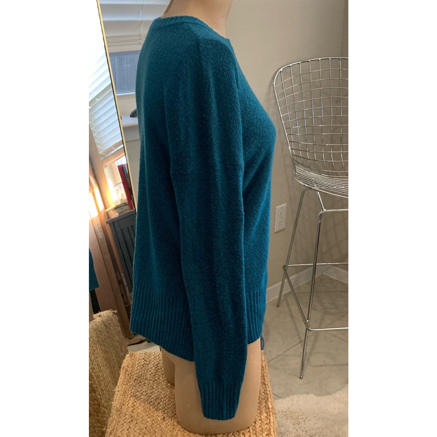 Women's Blue long sleeved sweater sz Small