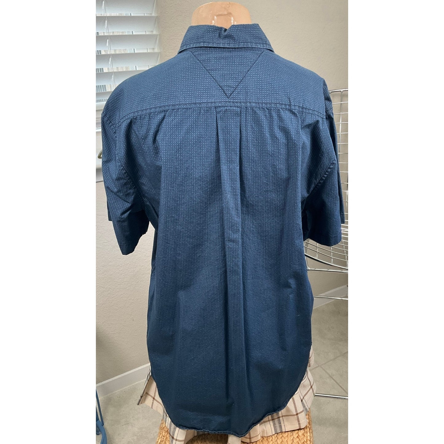 Y2K Tommy Hilfiger Blue button down classic fit shirt sz M