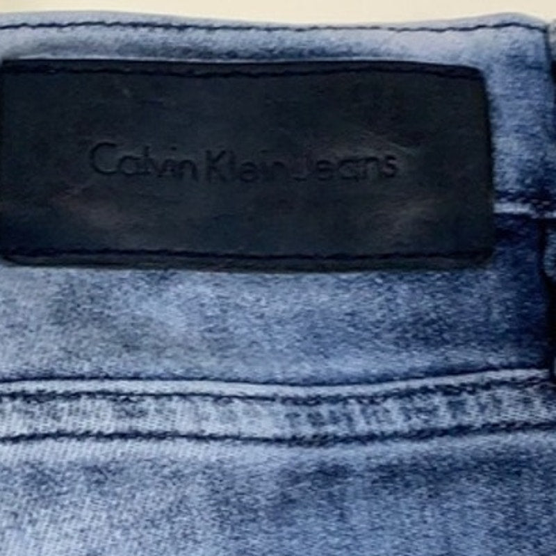 Calvin Klein Men's Slouchy Skinny Acid wash jeans sz 32