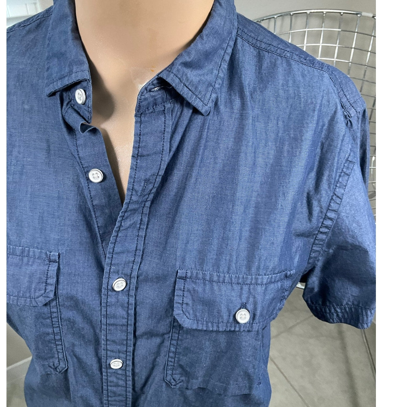 Express blue fitted button down short sleeve top sz M