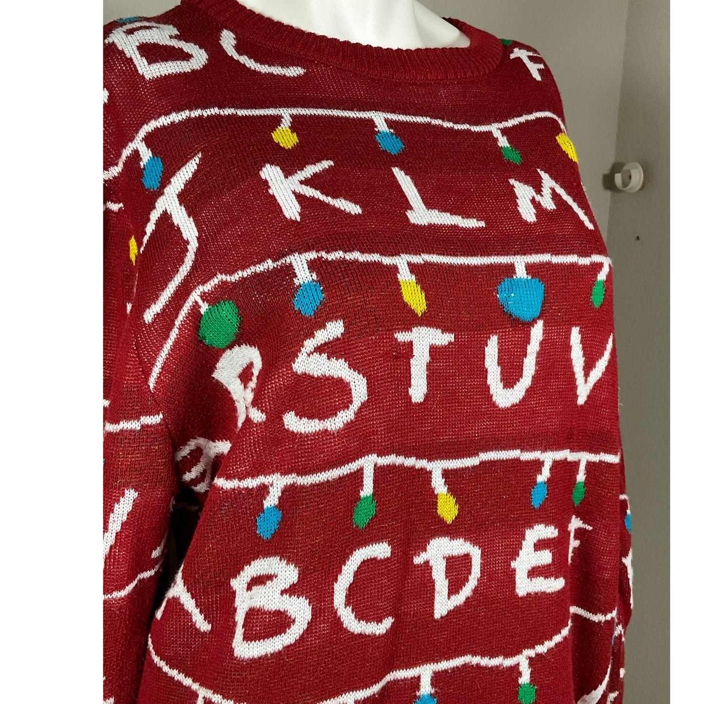 Stranger Things Light Up Christmas Lights Holiday Ugly Sweater XL Adult