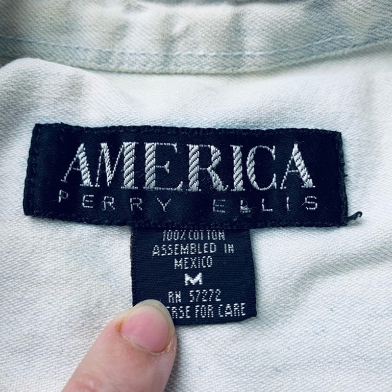 Vintage Perry Ellis "America" distressed light wash denim style button down sz M