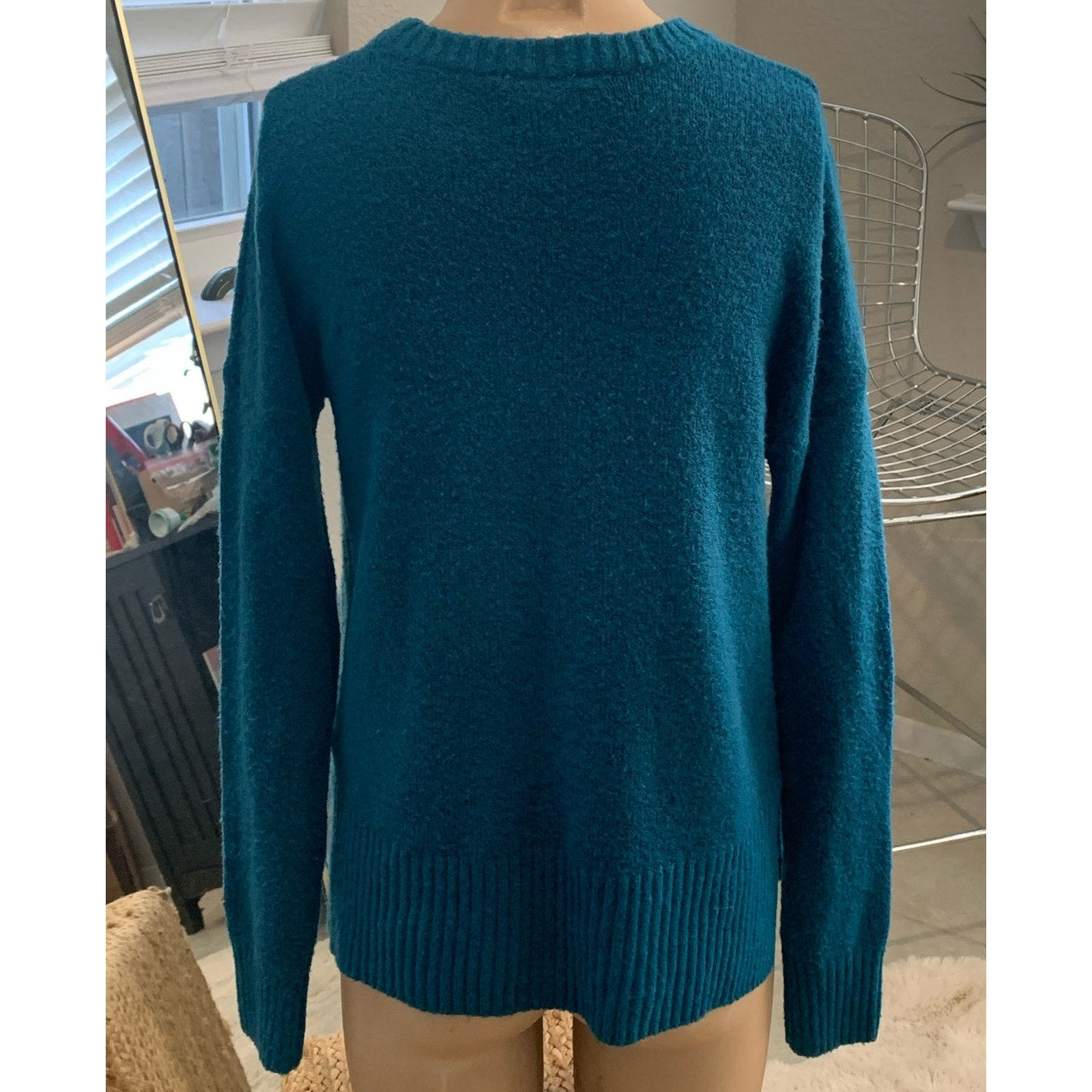 Women's Blue long sleeved sweater sz Small