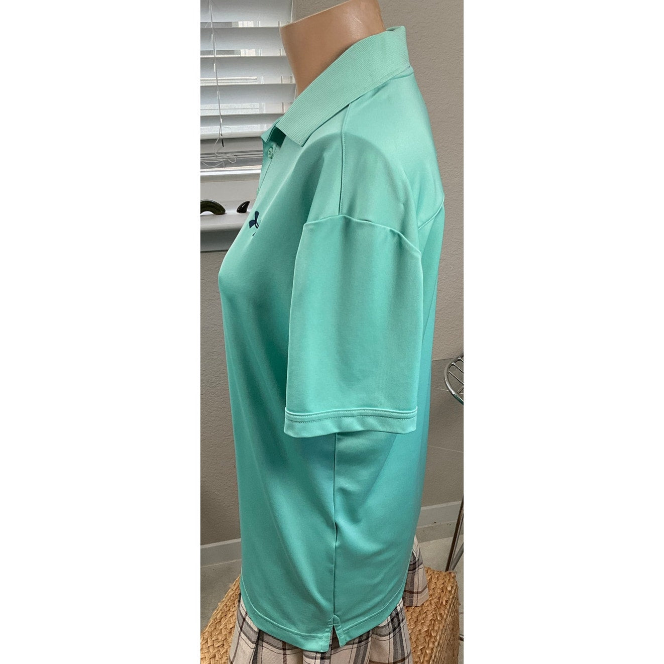 Men's Under Armour mint green logo polo shirt sz "Loose" Small