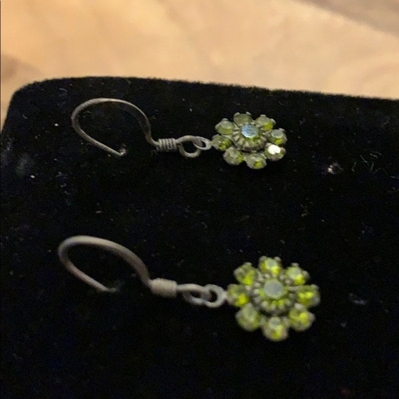 Vintage green apple peridot flower silver earrings