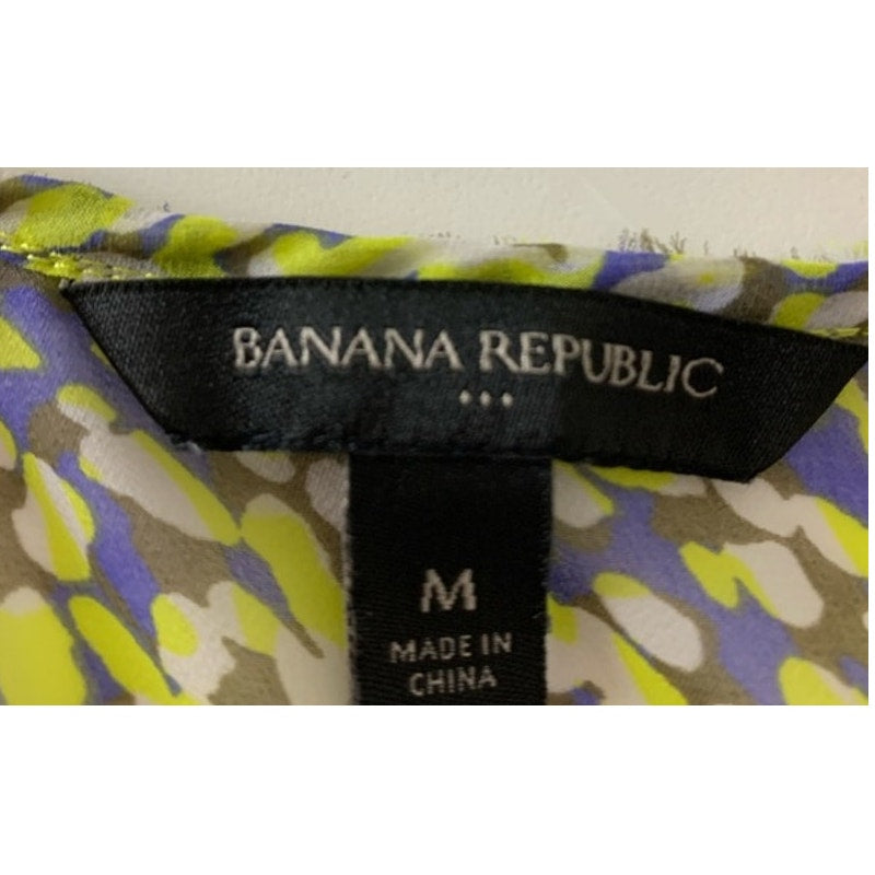 Banana Republic lime green sheer tie blouse sz M