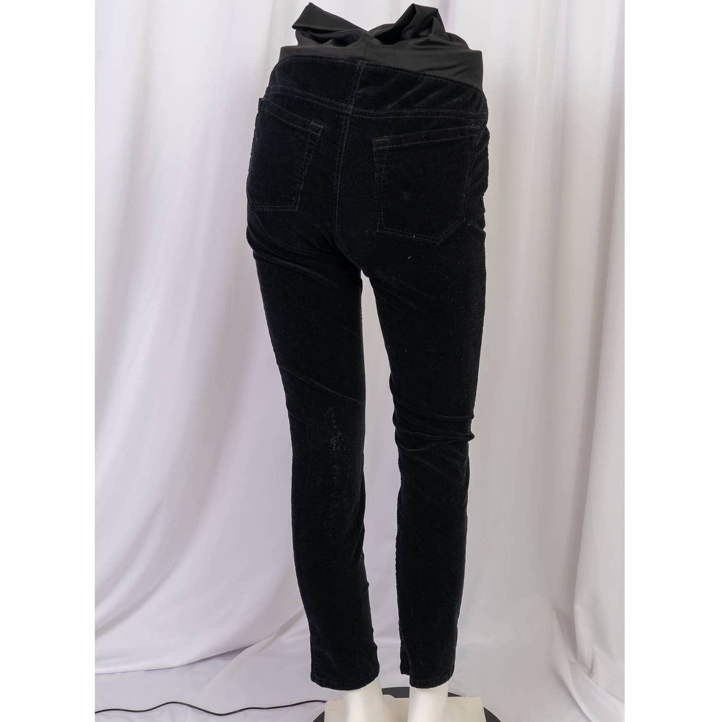 Ann Taylor Loft women's black velvet maternity jeans size 0M - Magically Funky Austin Resale & Thrift