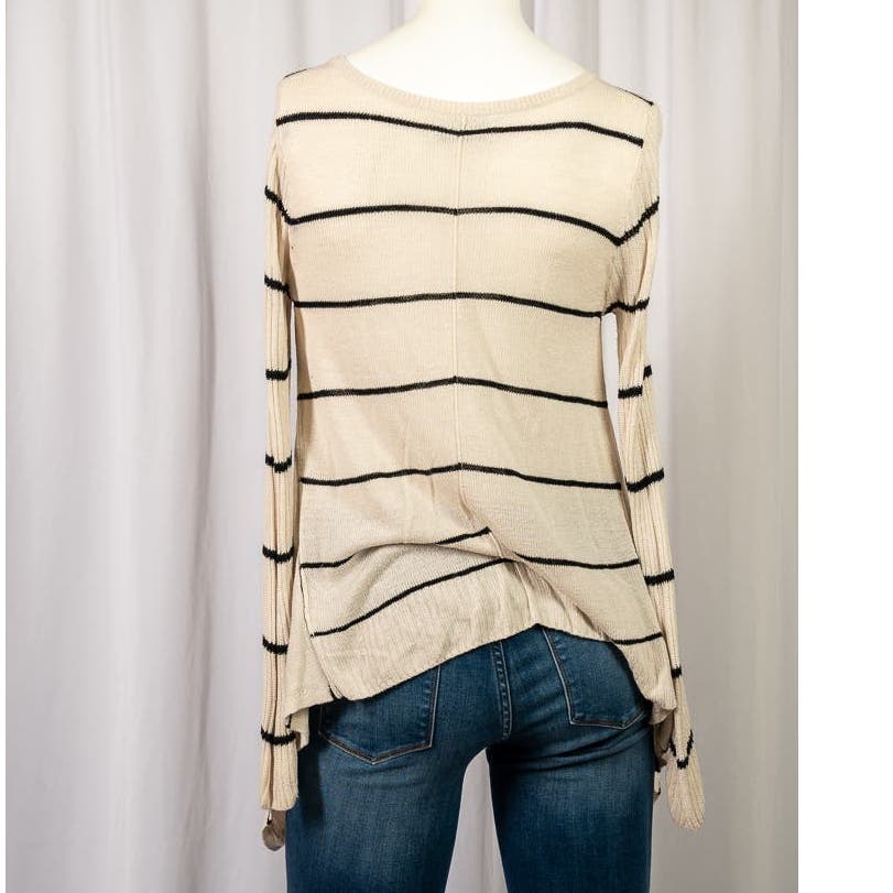 Abercrombie & Fitch Cream and black striped pullover sweater sz S