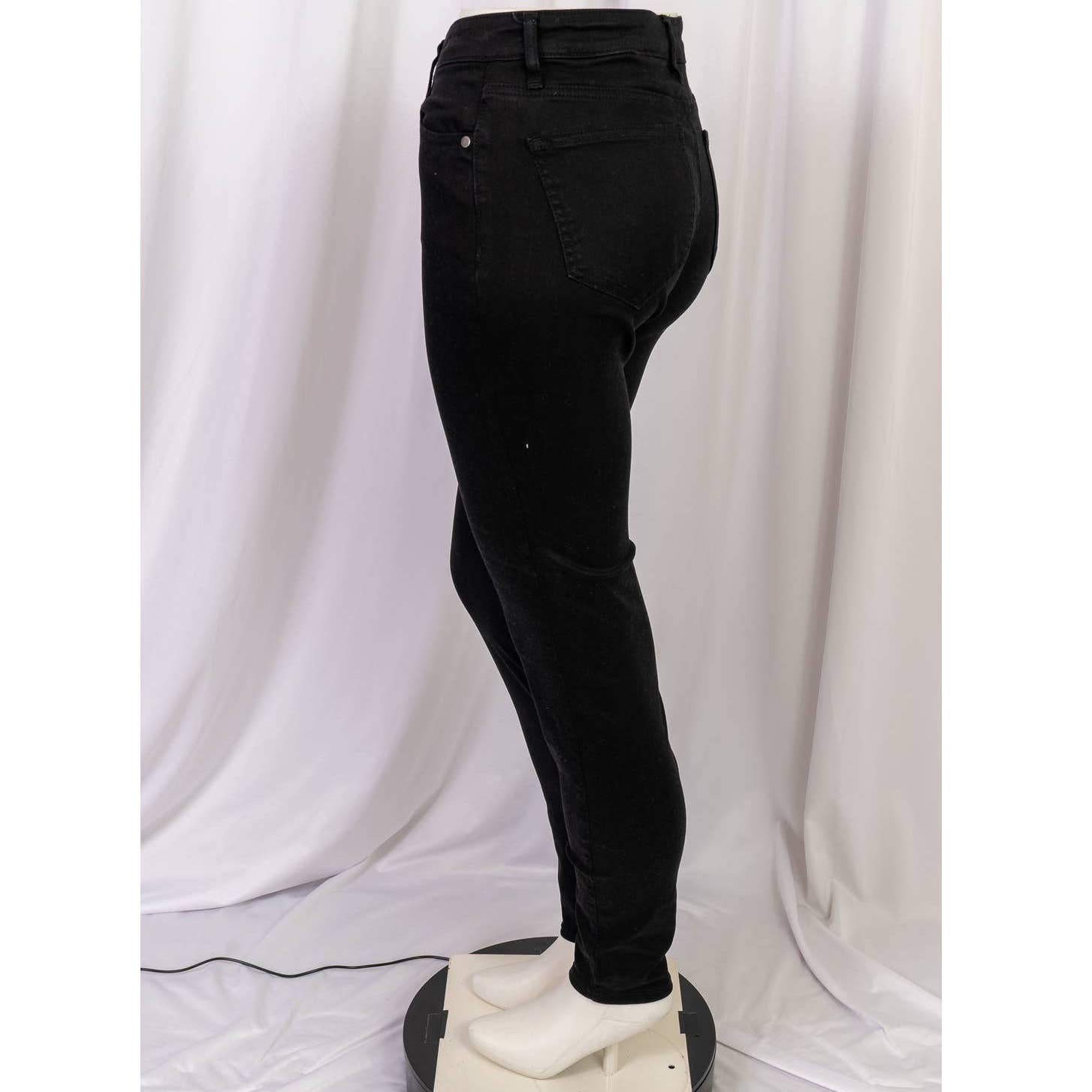 Women's Buffalo David Bitton Jeans Royal Mid Rise Skinny Sz 4 - Magically Funky Austin Resale & Thrift