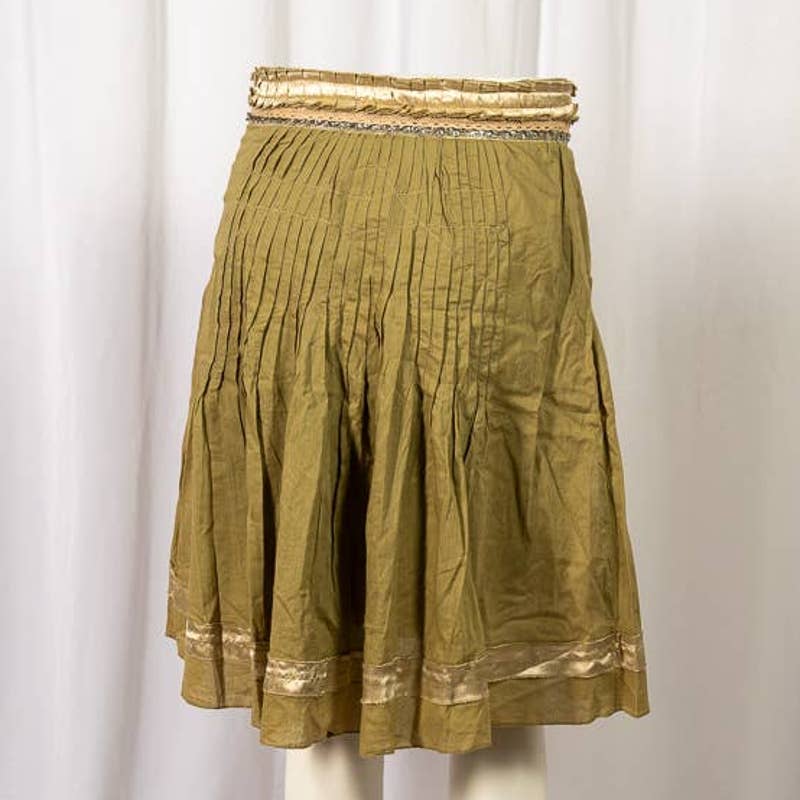 For the Republic Green Flowy Cottage  Boho Knee Length Skirt sz 8P - Magically Funky Austin Resale & Thrift