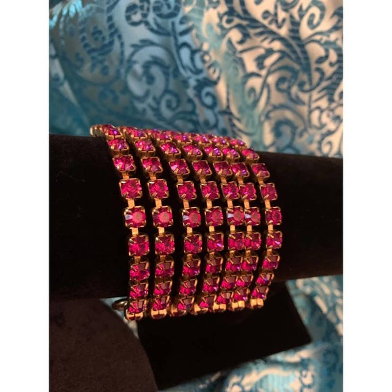 Vintage Pink Rhinestone chain costume jewelry bracelet - Magically Funky Austin Resale & Thrift